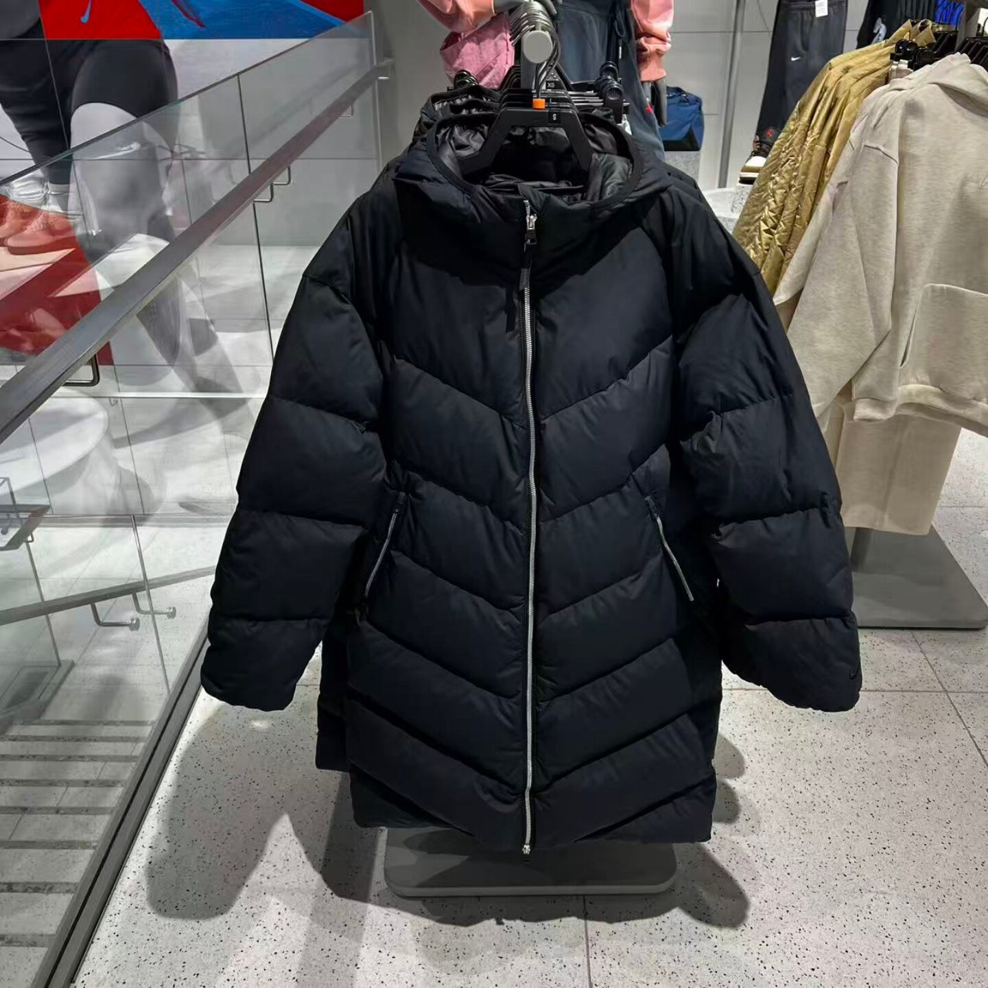 NIKE耐克女中长款羽绒服冬季新款防风防泼水连帽羽绒外套 IF5908