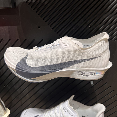 Nike/耐克StreakFly 2男软碳板减震耐磨经典运动跑步鞋HF6416-100