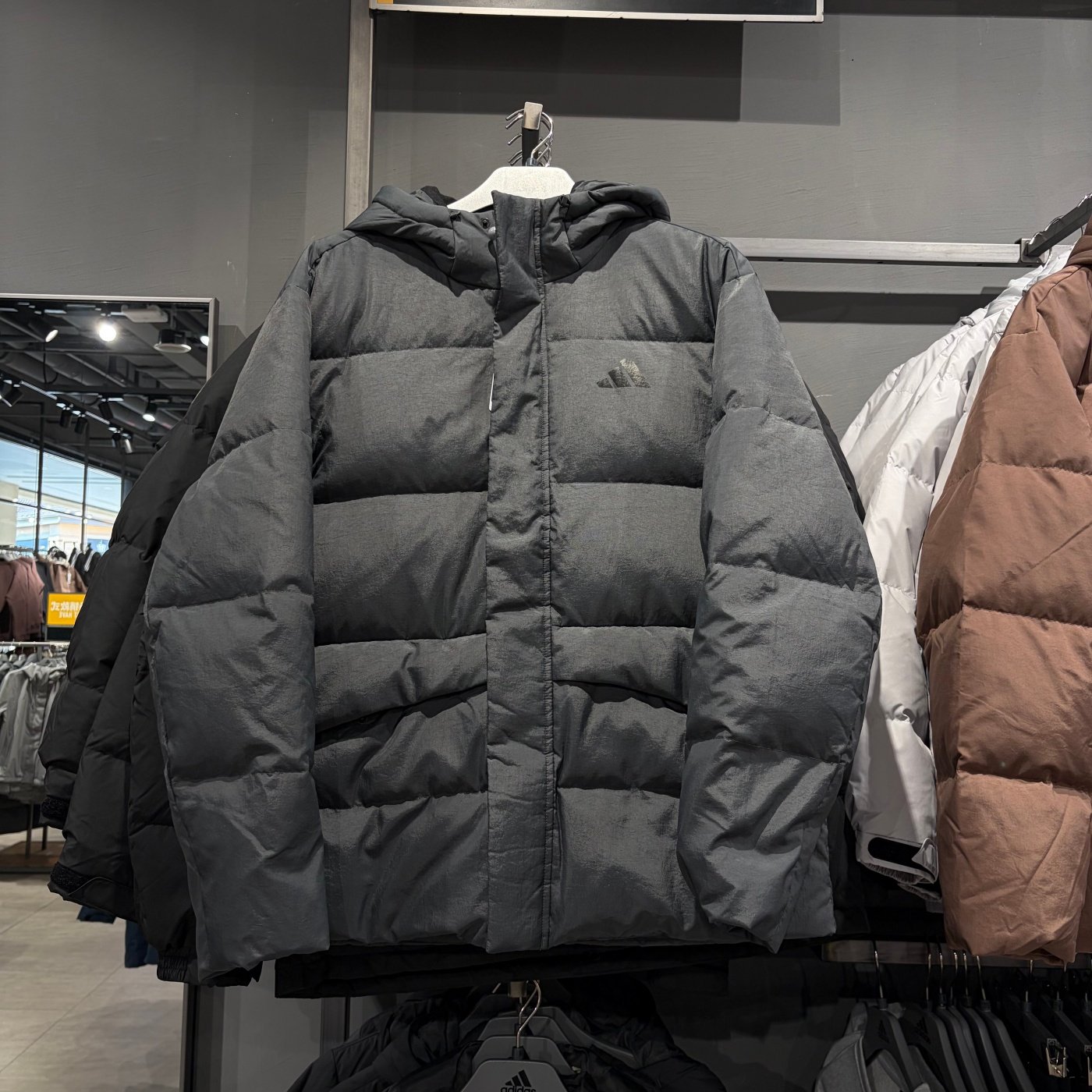 Adidas阿迪达斯男女羽绒服25冬季新款保暖防风连帽外套夹克KQ5522