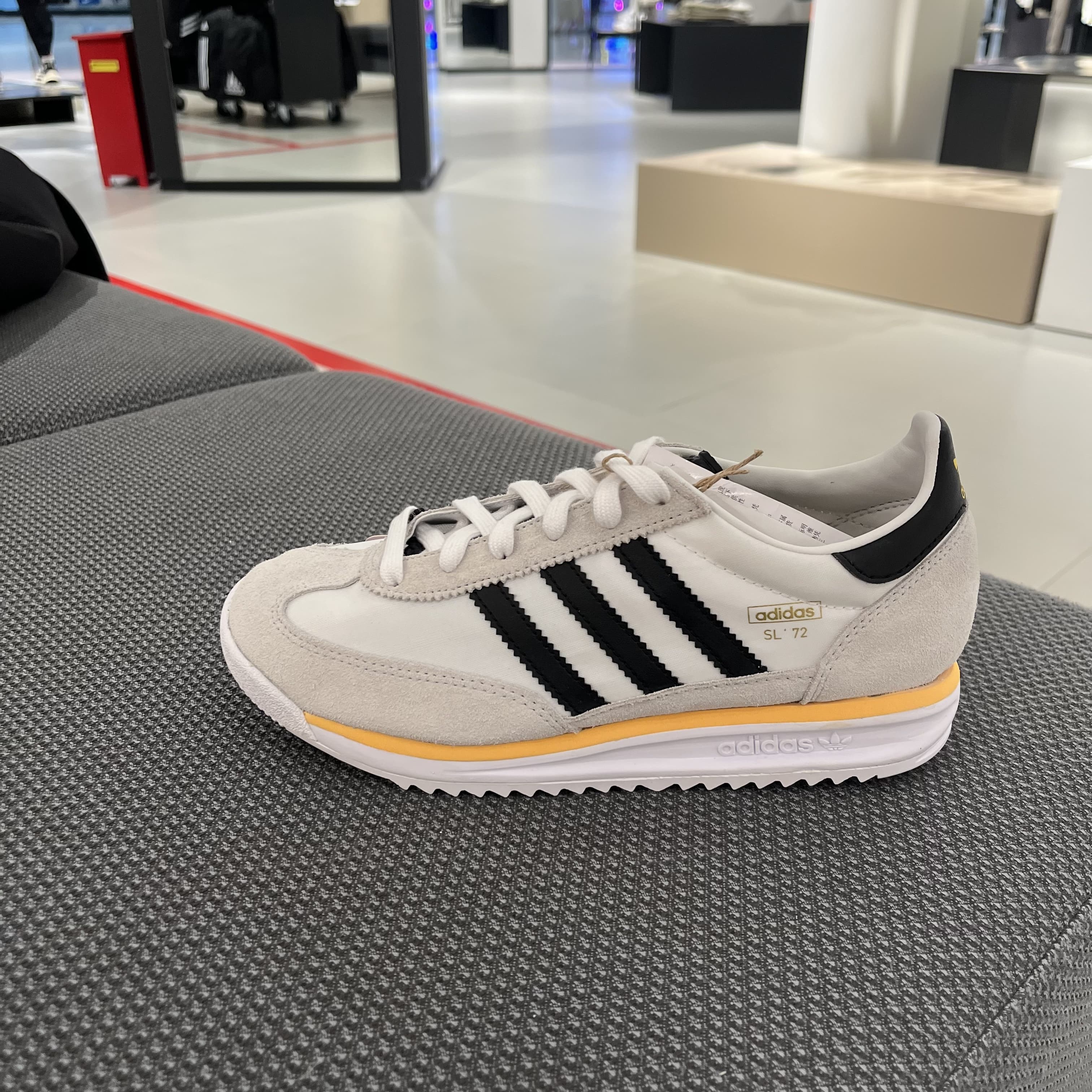 adidas阿迪达斯三叶草SL72低帮运动鞋男女T头鞋休闲厚底IH4823