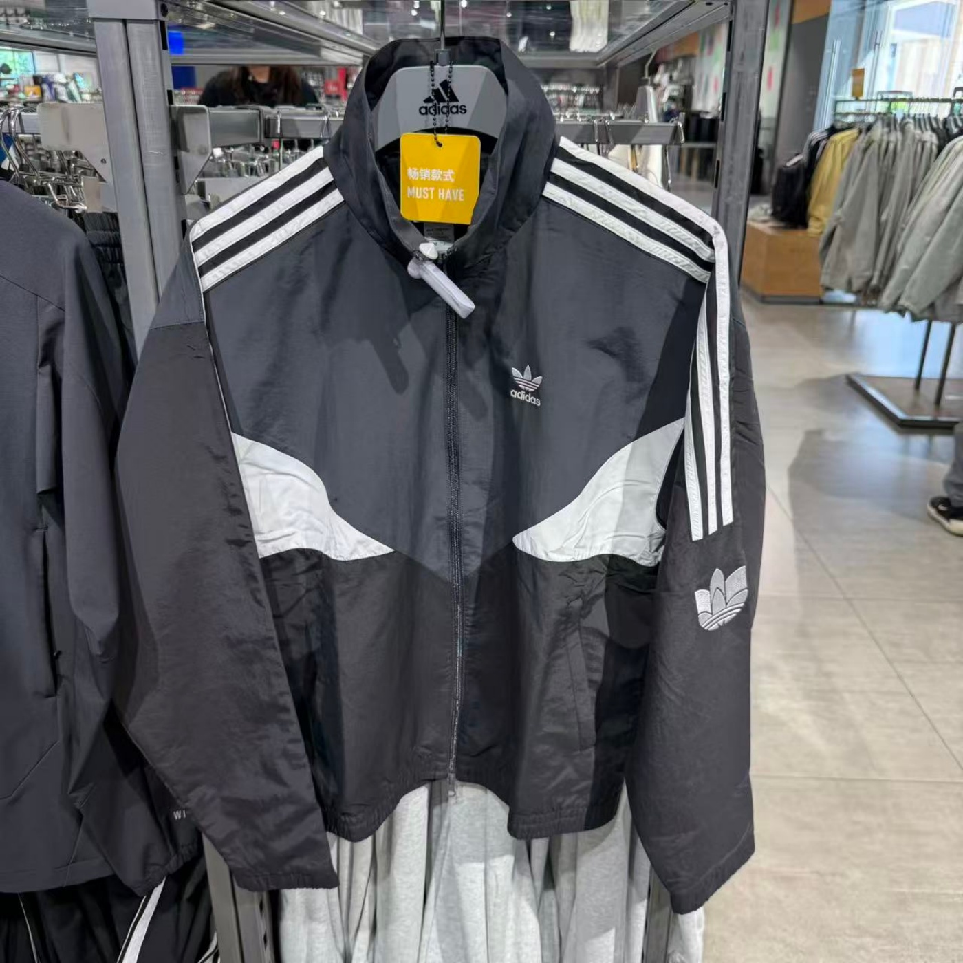 Adidas阿迪达斯三叶草男女25春秋新款梭织拼接立领夹克外套KC3114
