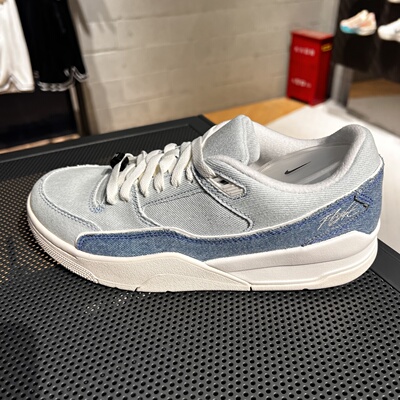 Nike/耐克JordanCourt女子防滑耐磨缓震低帮休闲篮球鞋IB4414-100