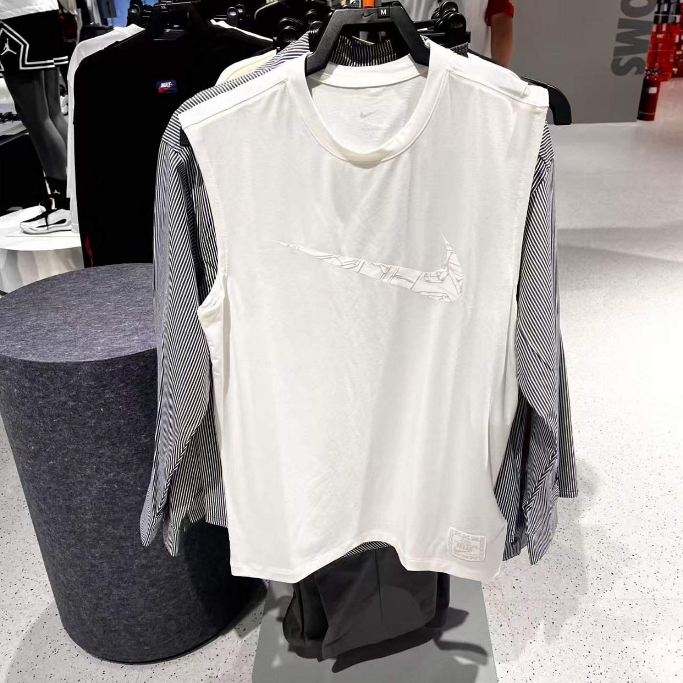 NIKE耐克男子25秋新款运动训练速干舒适篮球无袖T恤 HV1917-133,运动服/休闲服装,运动T恤,淘宝优惠券,粉丝福利购,淘宝优惠卷