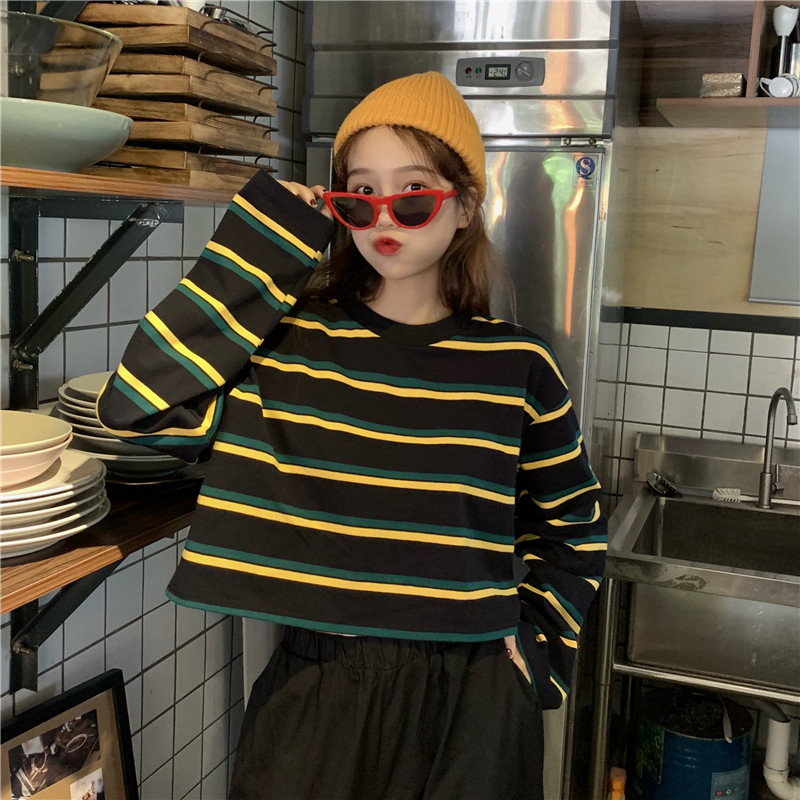 The real price is not reduced to two colors!! The paper man outline short stripe long sleeve