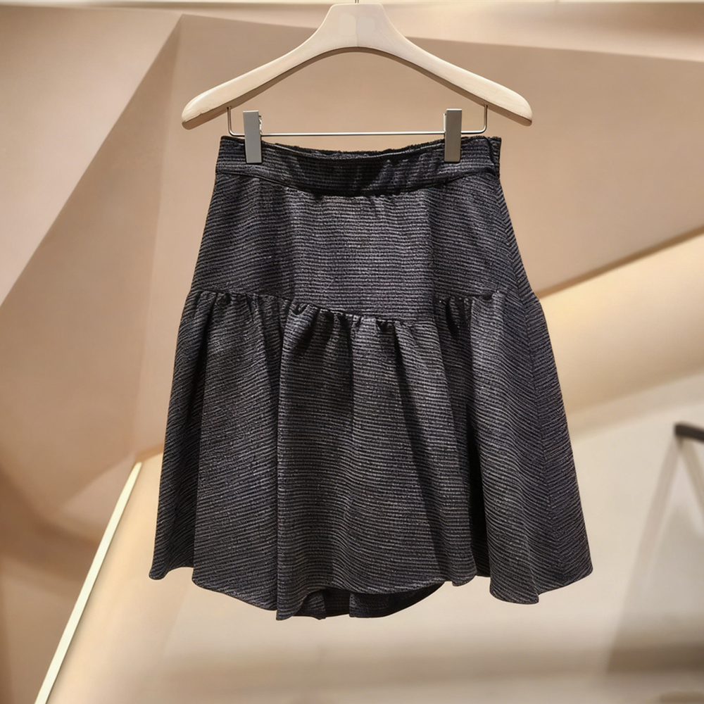 纯色条纹松紧腰荷叶边短裙女