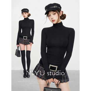 T恤女格子短裙收腰显瘦高级时尚 御姐风高领长袖 套装 伊予YiYu