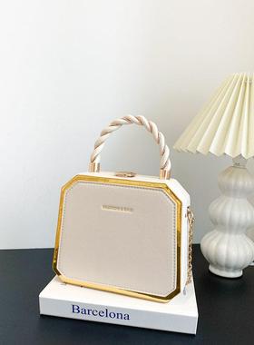 Small square bag PU handbag retro simple shoulder bag