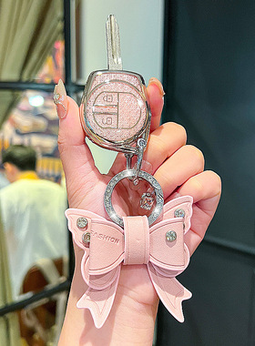 适用铃木雨燕奥拓启悦钥匙套吉姆尼JIMNY/JB64/JB74扣天语SX4包壳