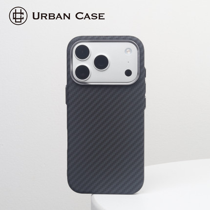 URBAN CASE 纯黑碳纤维纹超薄散热磁吸适用于iPhone17promax手机壳苹果16promax保护套防摔男生个性简约磨砂