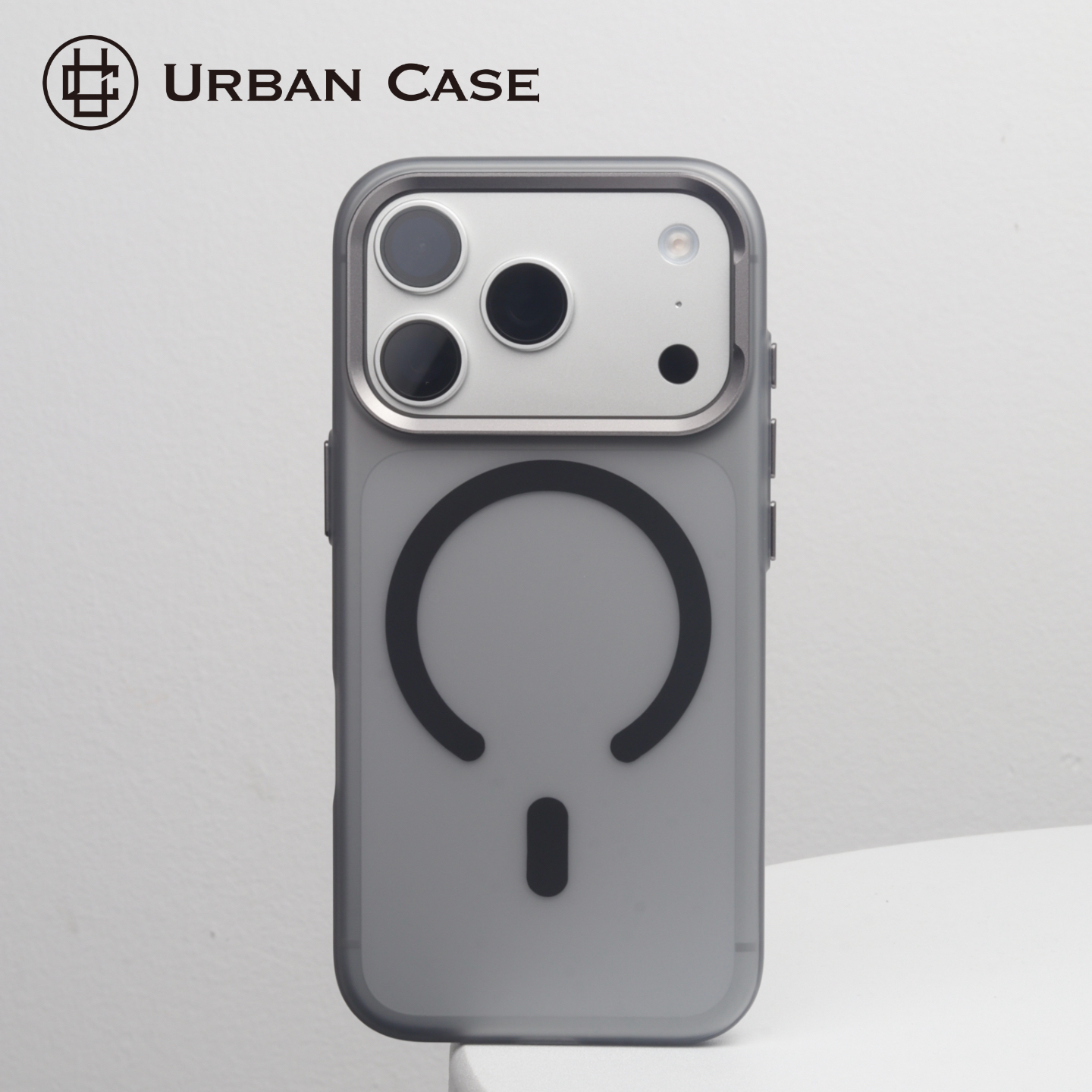 URBAN CASE 适用于iPhone17promax磁吸手机壳磨砂肤感轻薄散热苹果16pro雾面保护套简约风防指纹防手汗情侣款