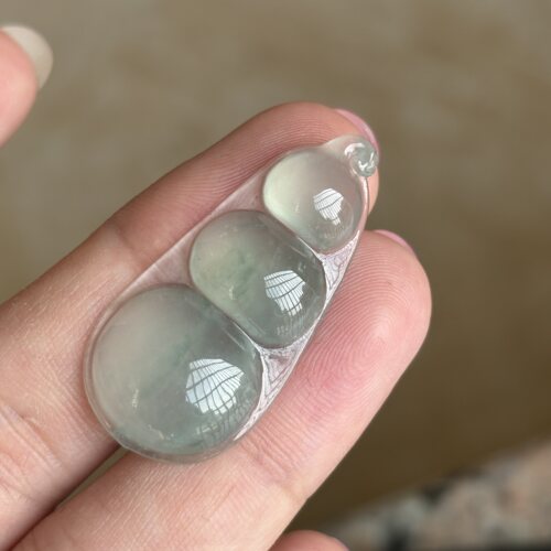 缅天然A货高冰种起光飘花福豆裸石吊坠挂件珠宝首饰玉石挂件吊坠