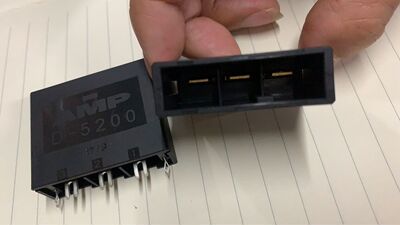 D-5200连接器AMP1-353082-2