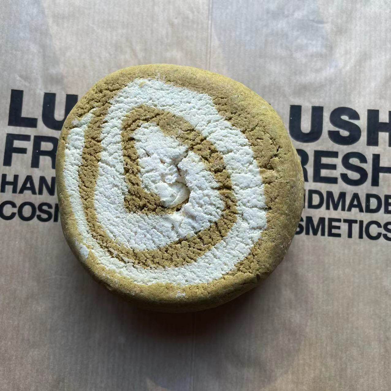 LUSH 抹茶卷泡泡浴芭matcha抗氧化绿茶成分清香宜人 50/200g 限量