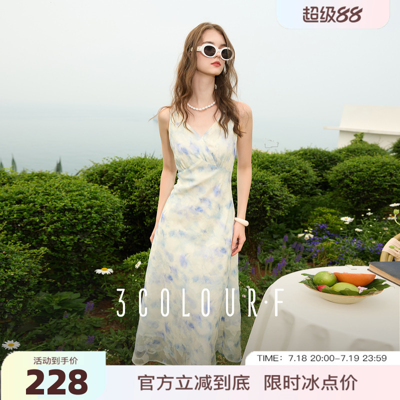 三彩独醒2025夏季新款法式度假风连衣裙V领吊带裙A字长裙F