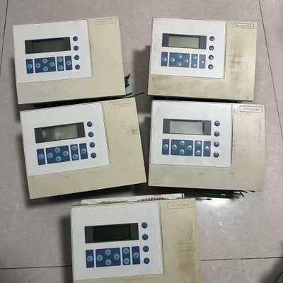 XL50-MMI霍尼韦尔控制器，带模块XD50-E实