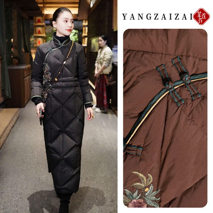 羊在在民族风中式盘扣冬装轻薄羽绒服女旗袍外套YRF25XL1531