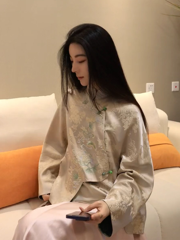 2026年秋季高级感复古两件套图片