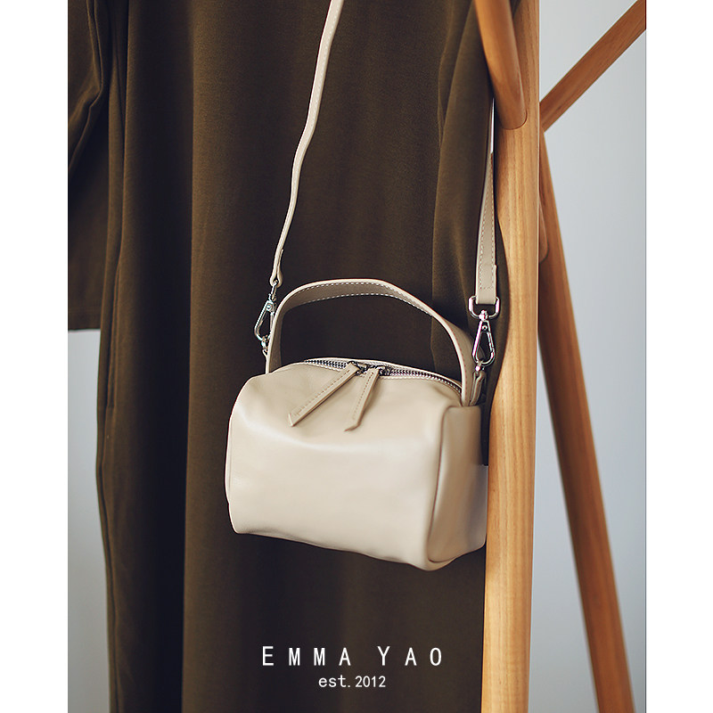 EMMAYAO小众设计女士小方包真皮斜挎包时尚方块手提包百搭豆腐包