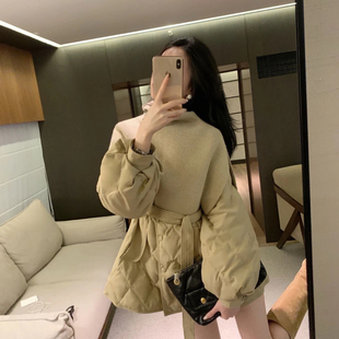 玥儿小众上新复古风绗缝纯色保暖羽绒服外套 663 配围脖腰带