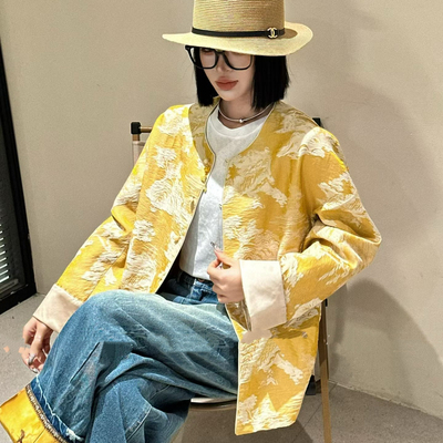 玥儿26年早春早春上新轻奢优雅气质提花盘扣短外套xx8667