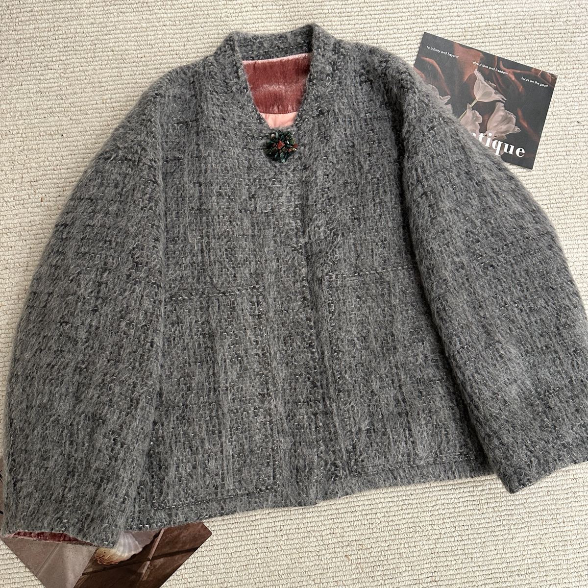 玥儿款毛茸茸感灰调鹅绒小香外套～炒好看保暖羽绒服外套332DE011