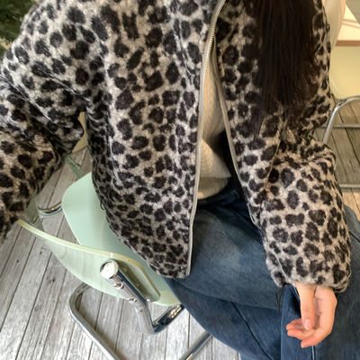 玥儿法式复古豹纹立领短款保暖羽绒服外套RM2506