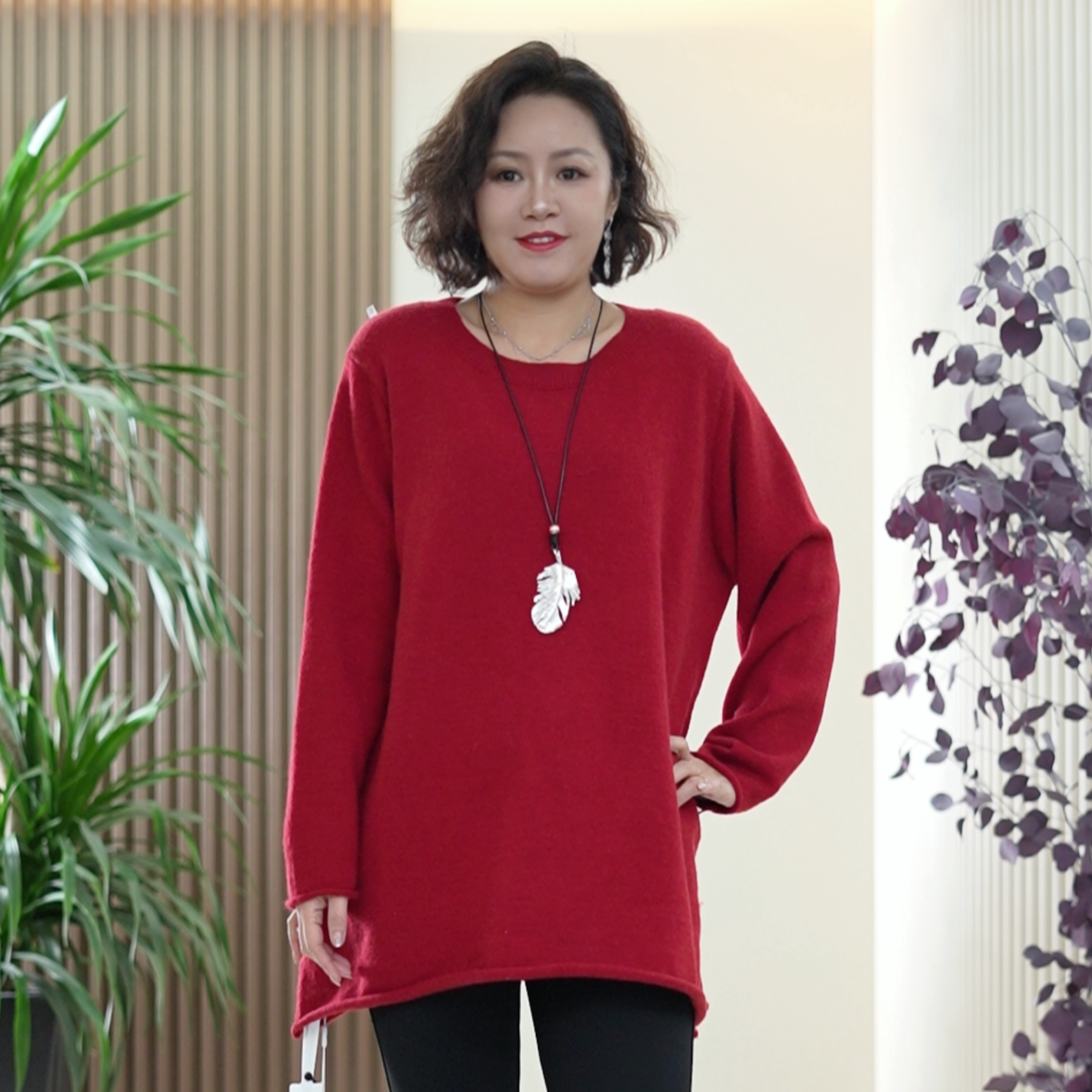 圆领中长款北极绒针织衫女氛围感大码卷边阔版时尚保暖冬季打底裙