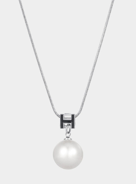 钛钢项链简约高级感锁骨链时尚百搭礼盒装饰品2024年新款配饰女潮