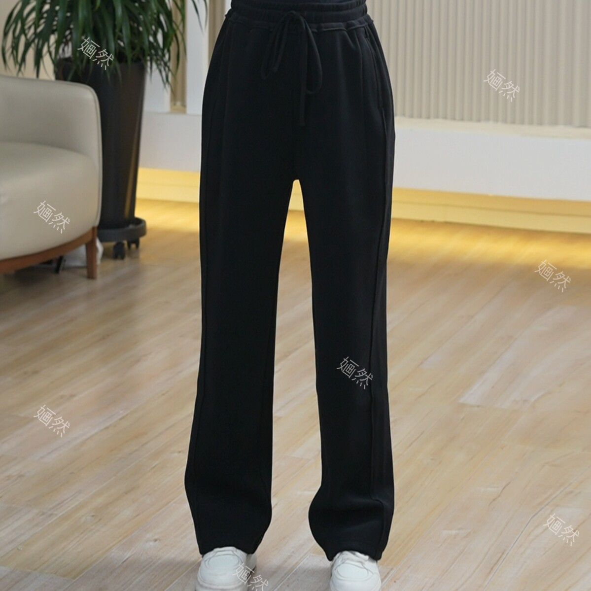 慕斯绒LU系加厚拖地裤大码显瘦百搭防风保暖绒感冬季大码休闲裤女