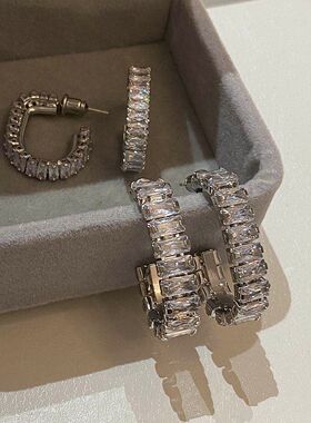 女神气质方钻C形皓石耳钉奢华满钻ins个性冷淡风网红耳环超闪耳饰