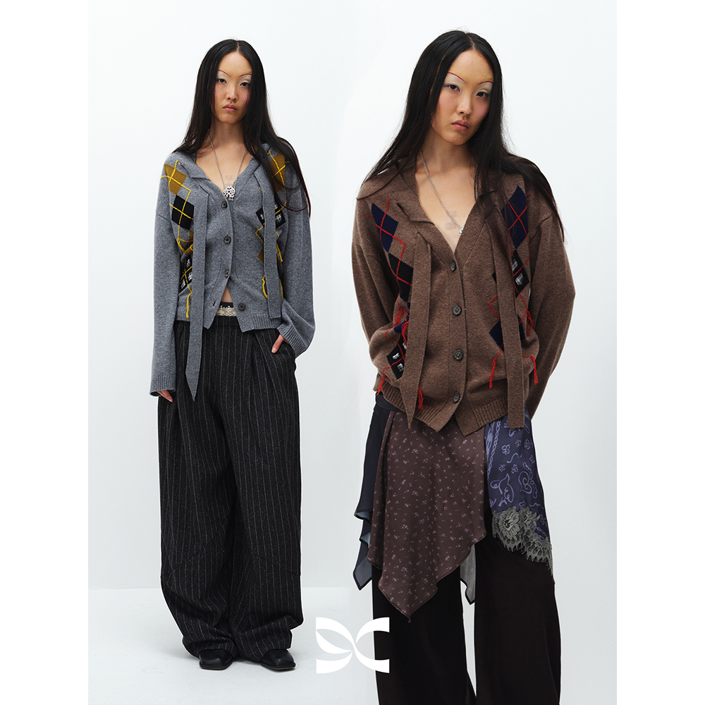 SQUARE CIRCLE 方圆羊毛复古格纹菱格V领穿绳飘带慵懒感毛衣开衫