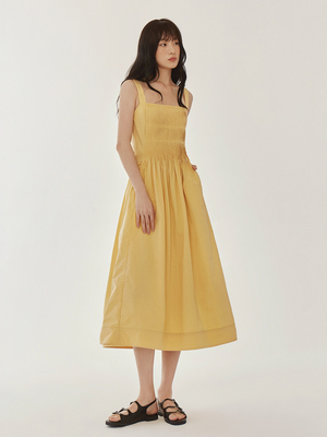 原创设计大摆裙纯色后背镂空