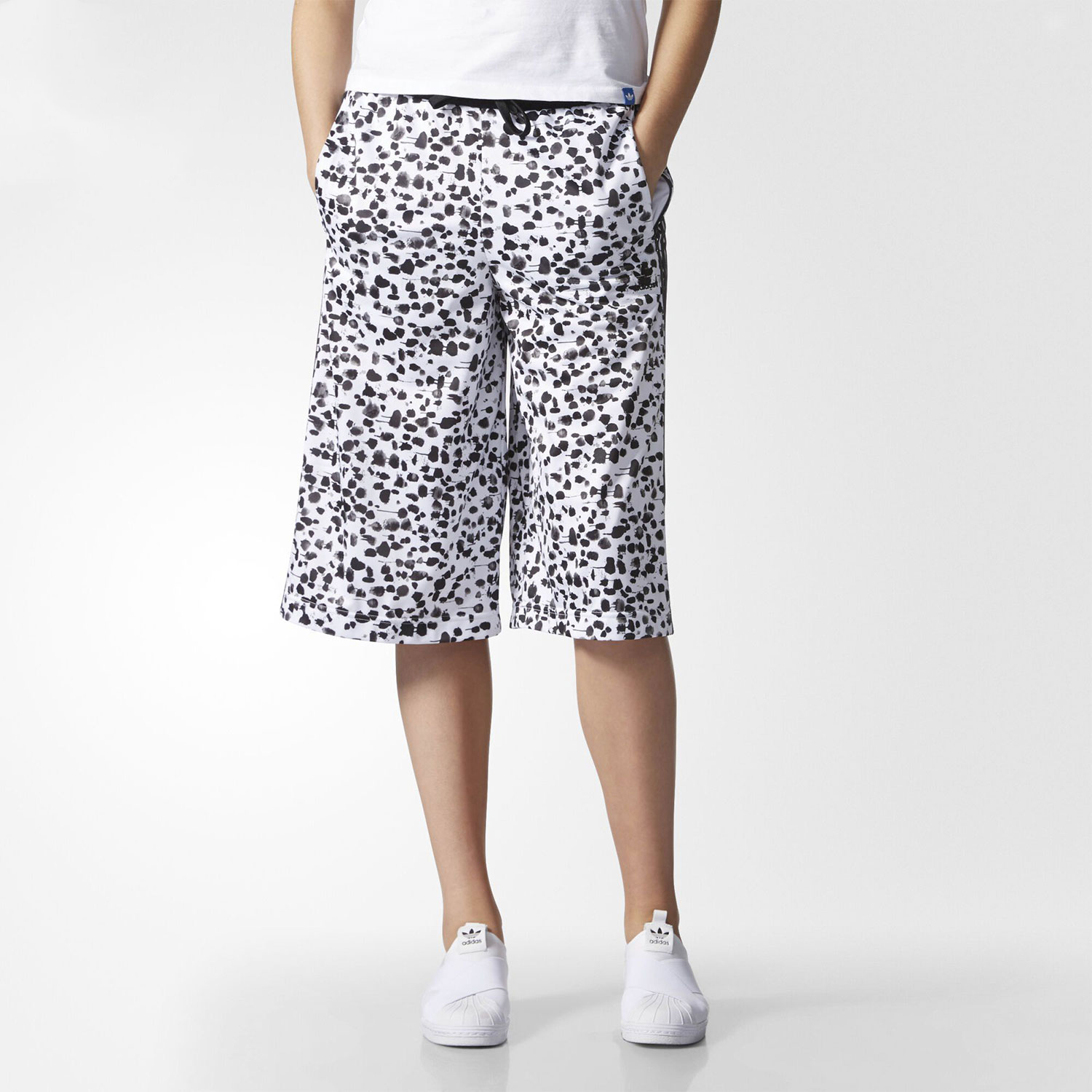 Adidas/阿迪达斯正品三叶草夏季新款女子休闲七分裤AZ6306