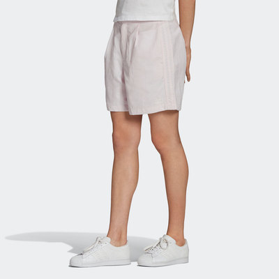 Adidas/阿迪达斯运动短裤