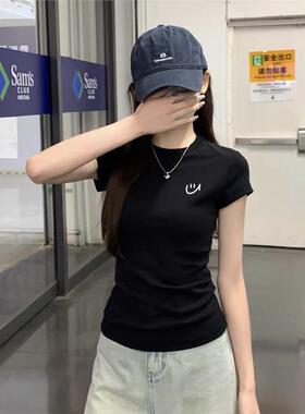黑色圆领正肩纯棉短袖T恤女夏季新款简约笑脸印花休闲百搭上衣女