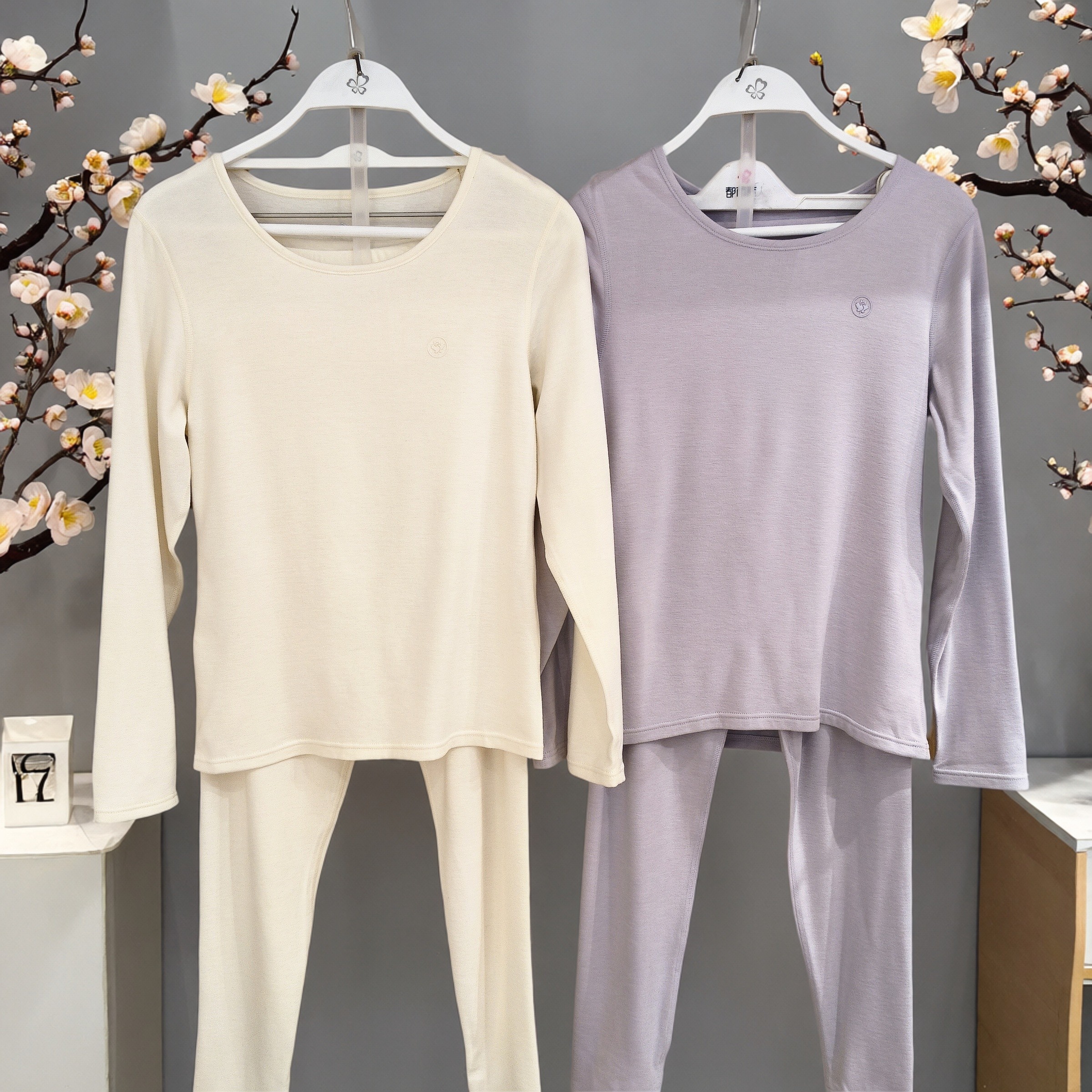 极地冠军轻薄护暖抗菌女士秋衣裤