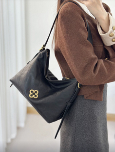 明星同款卡思乐松涛hobo腋下包女托特包高级感褶皱植鞣牛皮单肩包