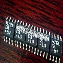 全新进口正品MAX4251ESA MAX4251CSA运算放大器SOP-8即拍即发