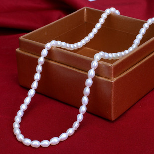 纯天然淡水珍珠项链强光近无暇米珠小众设计感ins简约迷你锁骨链