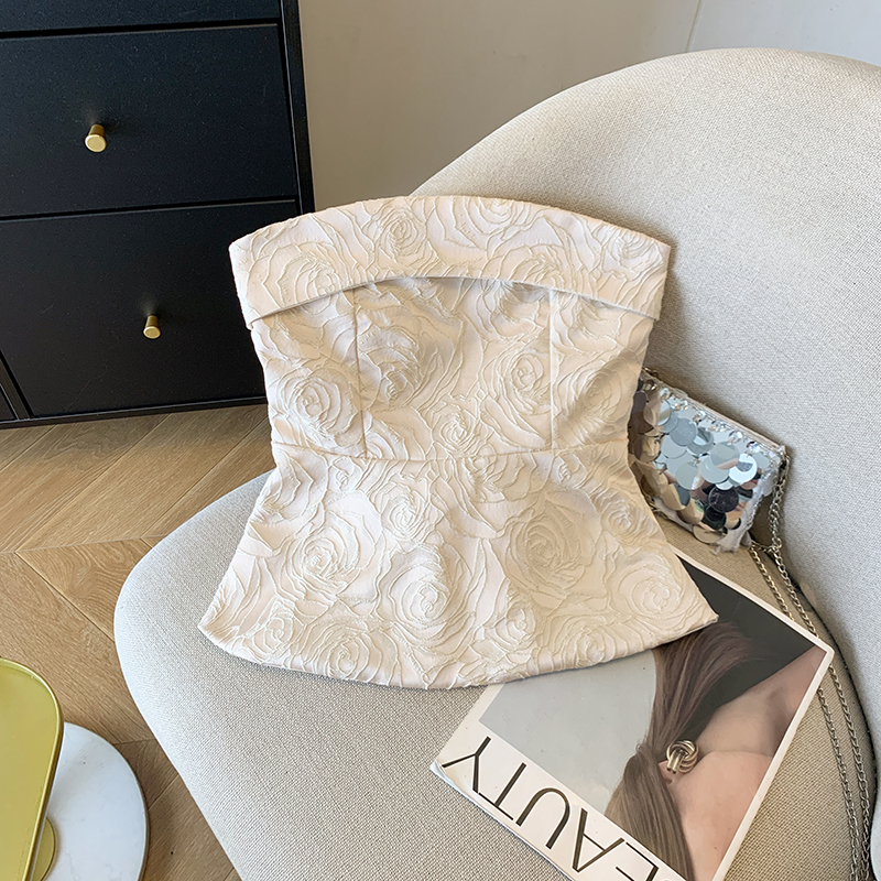 纯欲风玫瑰提花抹胸背心女夏季无肩带裹胸小衫高级感缎面无袖上衣
