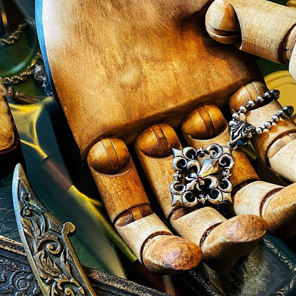 渡鸦工作室原创《信》专属设计十字架吊坠童军花项坠925银饰手工