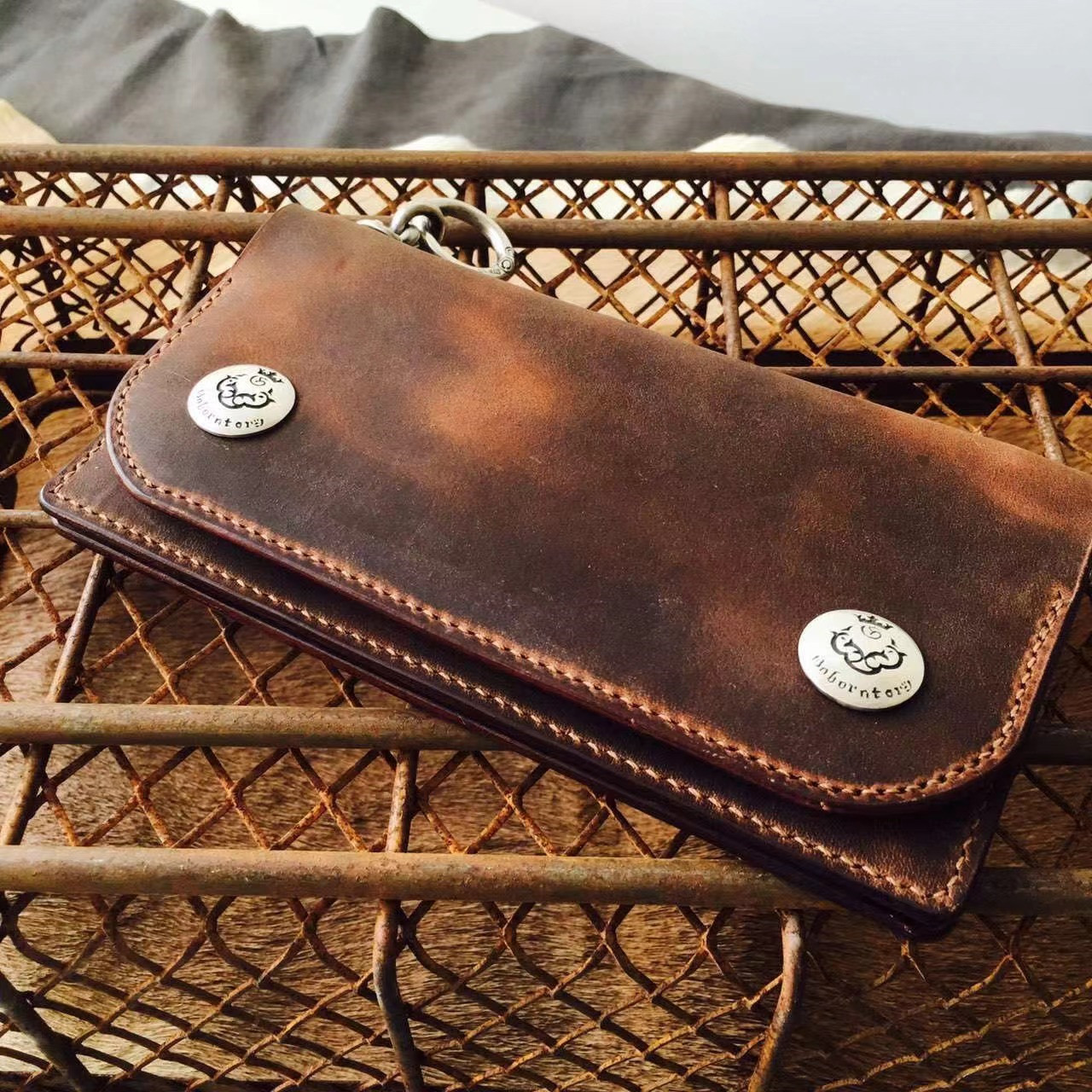 渡鸦机车款手工银配件霍尔文钱夹