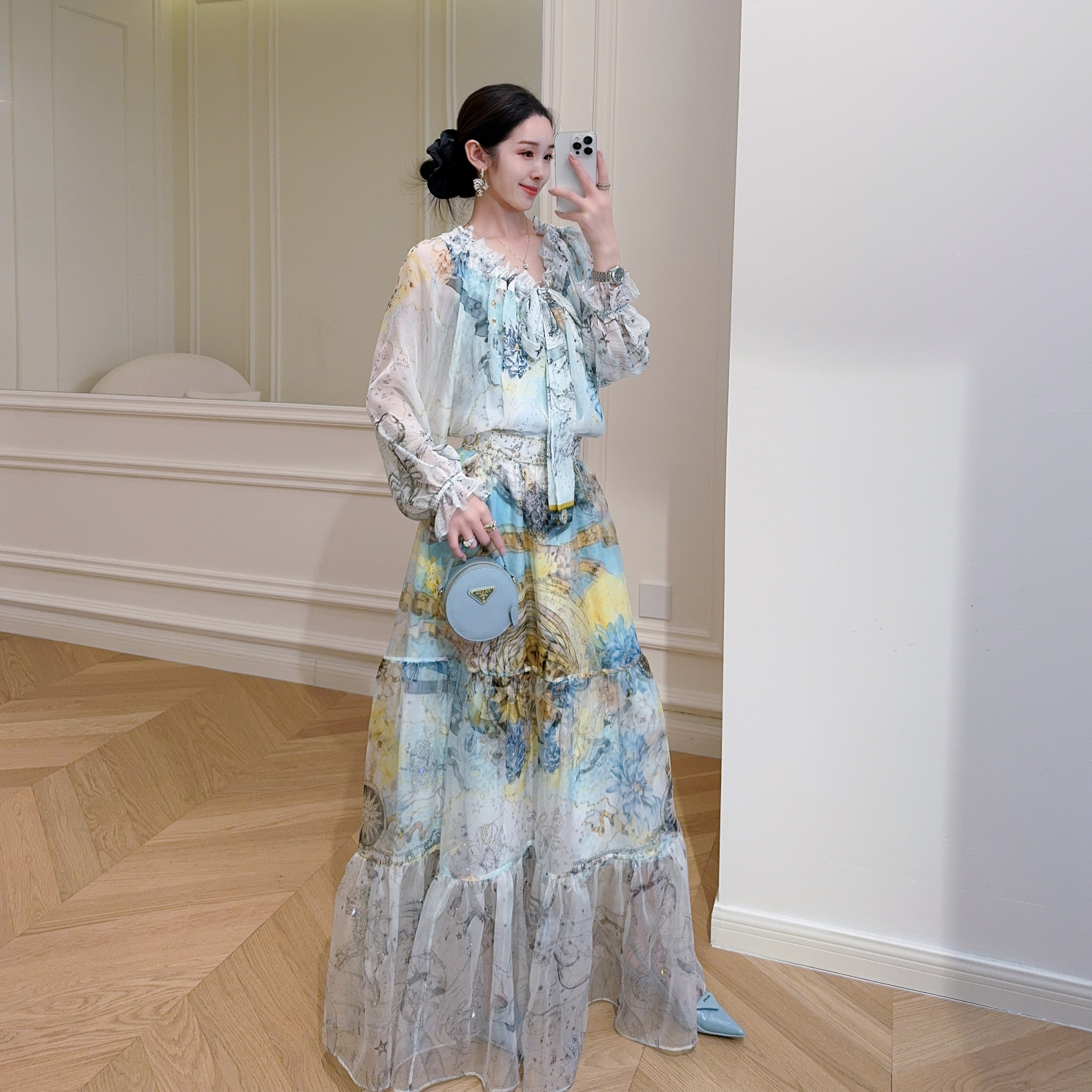 嫚渡|100%桑蚕丝V领长袖宽松上衣高腰拉链半身裙印花真丝套装