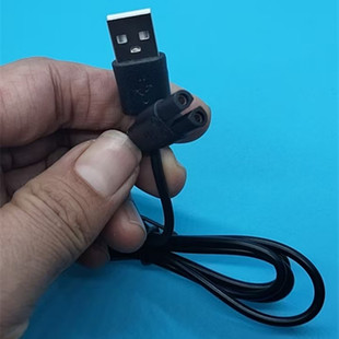 适用荣事达剃须刀D197充电器充电线USB 5V 1A电源线分叉椭圆接口