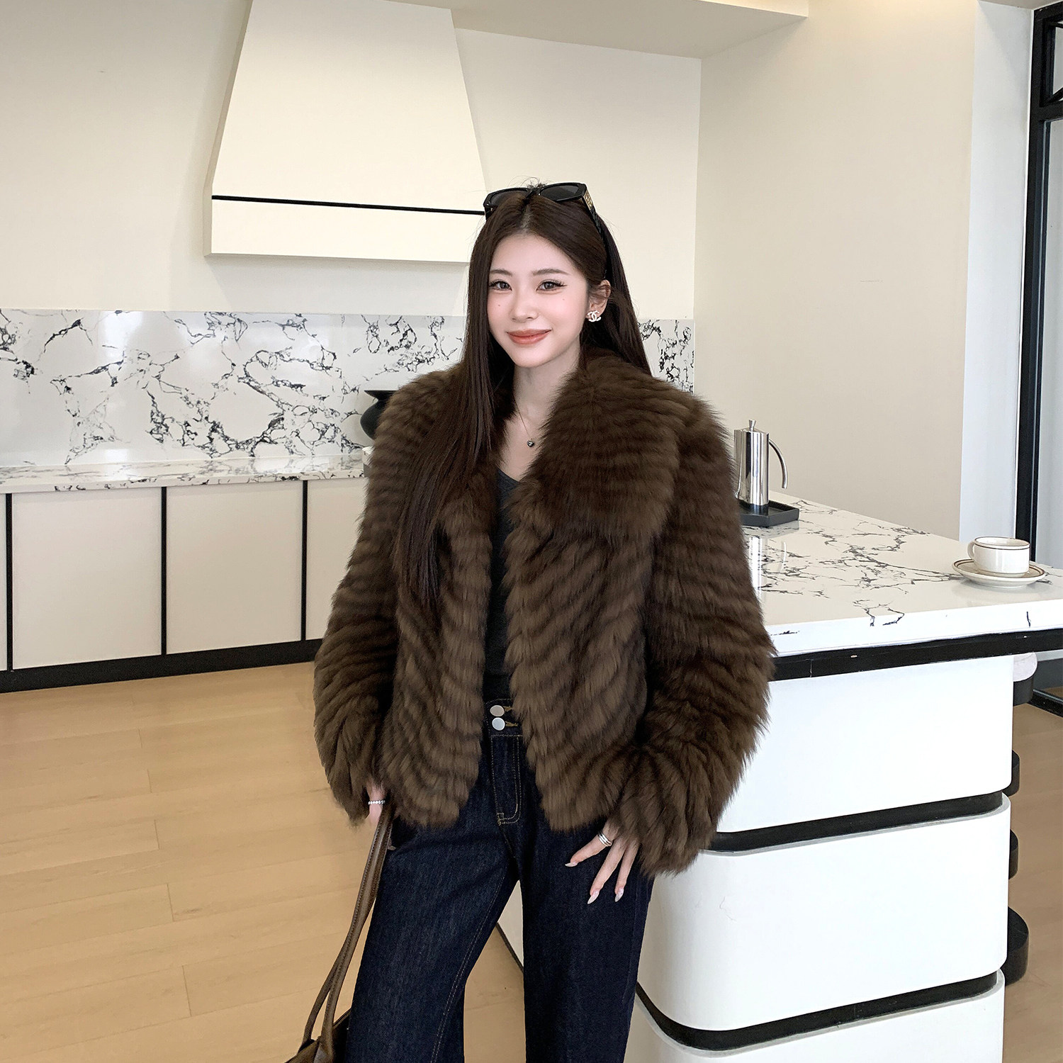GHJOD studio 芬兰进口狐狸毛车条皮草外套女大翻领短显瘦毛大衣图片