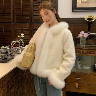 2025新款 暖阳少女 狐狸毛皮草鹅绒年轻保暖毛呢外套 studio GHJOD
