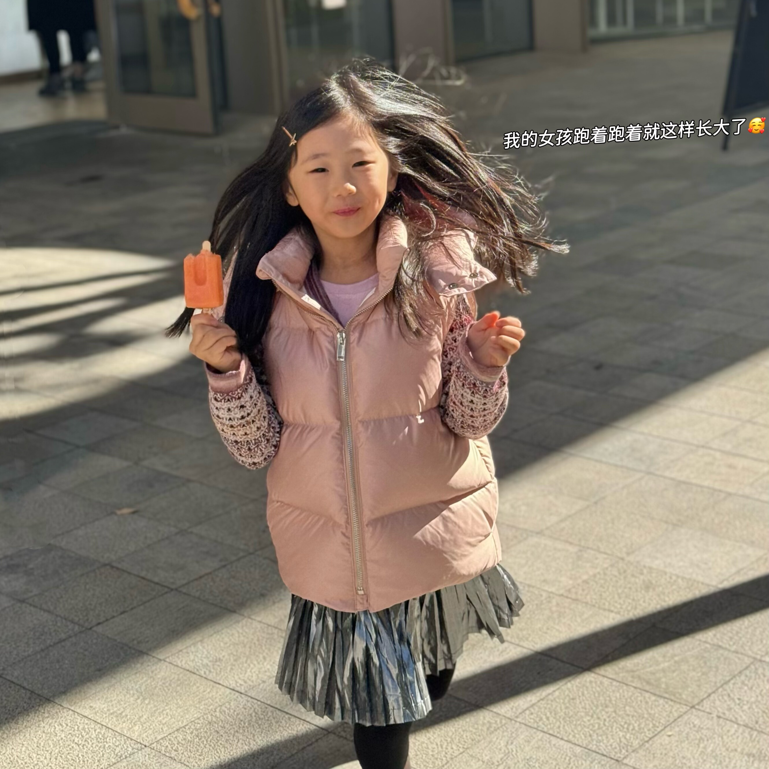 chocho童装 裸粉撞白高端面料气质羽绒马甲女童 三星安心绒90白鸭