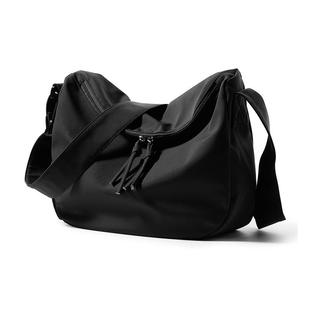 轻骑者新款大容量斜挎包女生百搭初高中大学生上课书包通勤男款包