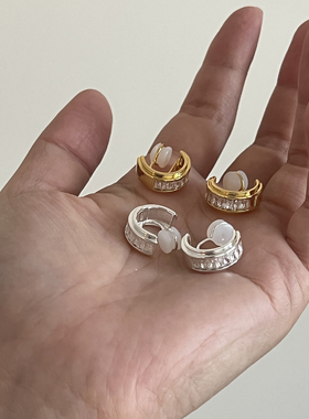 超闪锆石小耳圈耳环 极简设计通勤百搭 无痛无耳洞耳夹女