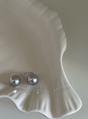 12mm银灰色珍珠耳钉 正圆质感真多麻色 高级百搭气质 无痛耳夹女